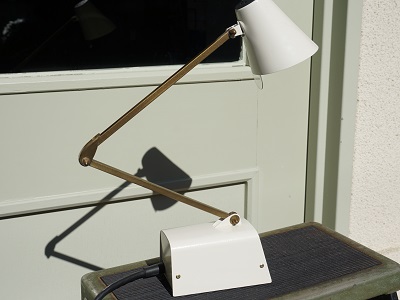 VINTAGE DAZOR DESK LAMP MODEL 3615