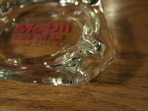 VINTAGE MOBIL ASHTRAY