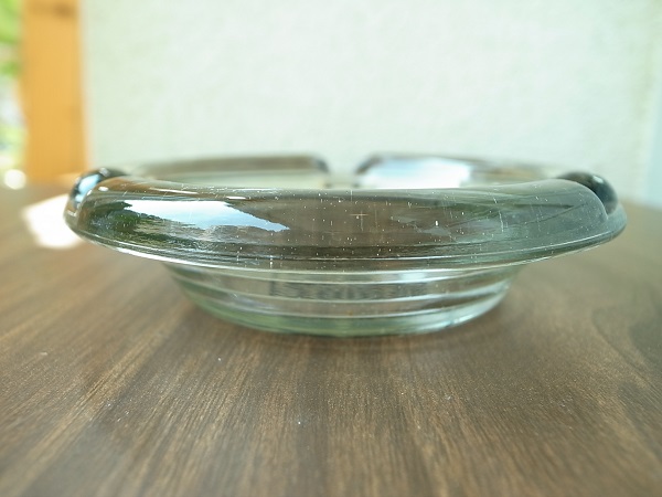 VINTAGE SUPER 8 MOTEL ASHTRAY