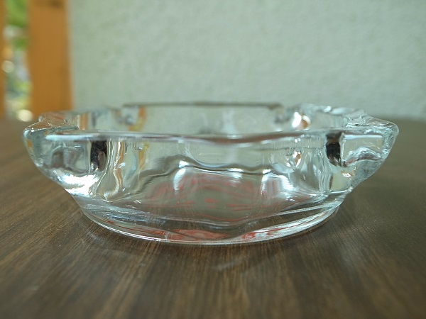 VINTAGE PALACE MOTEL ASHTRAY