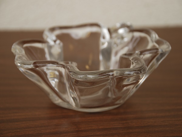 VINTAGE GLASS LUCKY 4 LEAF CADY DISH