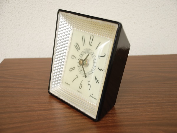VINTAGE Sessions Clock