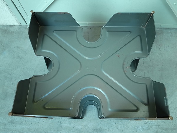MID CENTURY DESK TRAY