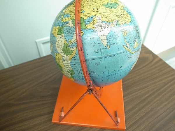 VINTAGE 6 inch GLOBE