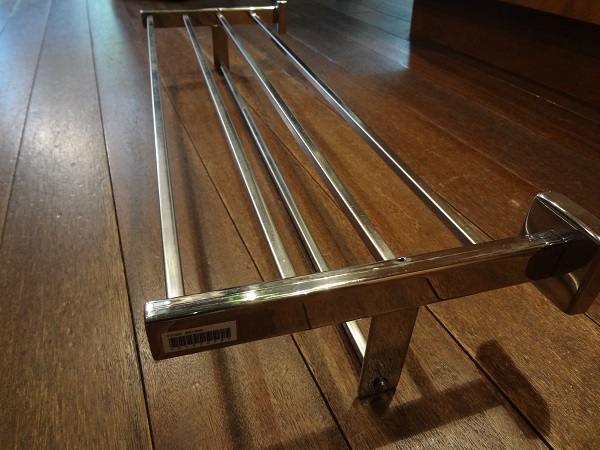 BOBRICK TOWEL SHELF W/ TOWEL BAR B676