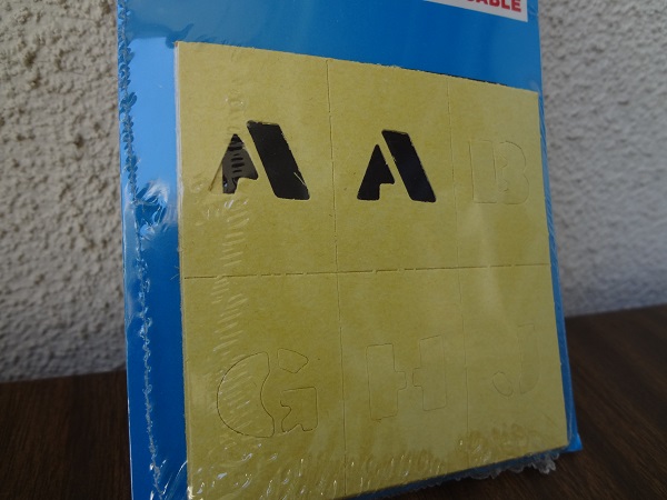 P-T PAPER STENCILS 1/2"