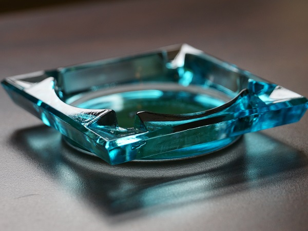 VINTAGE TRAVE LODGE ASHTRAY