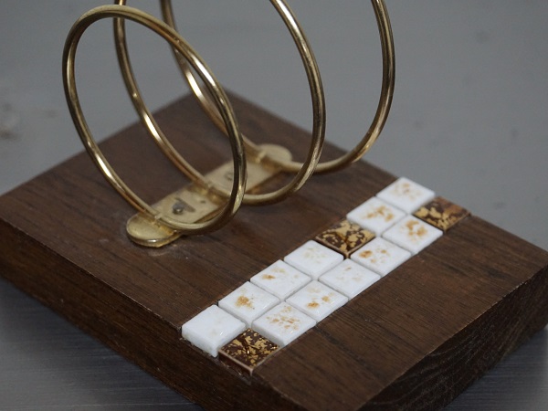 VINTAGE RETORO MID CENTURY LETTER HOLDER