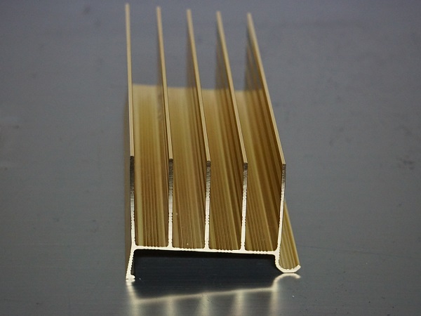 VINTAGE LETTER HOLDER HERMAN OIL